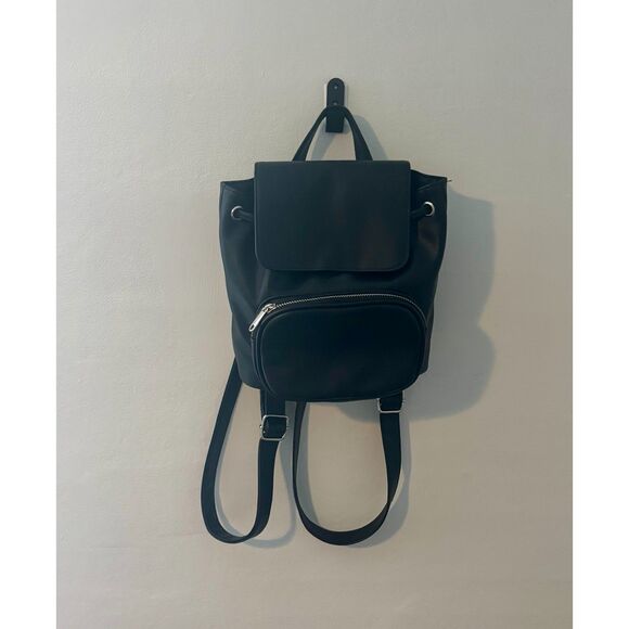 Wild Fable Black Faux Leather Mini Backpack Drawstring Flap Adjustable Straps OS - Picture 1 of 6